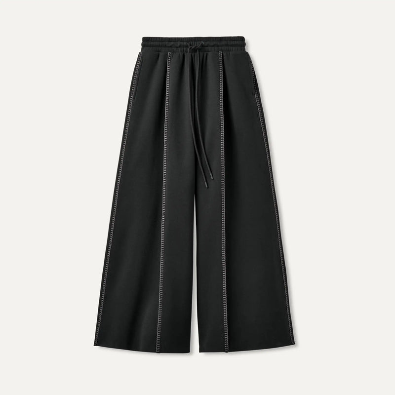 Classic Wide Leg Pant