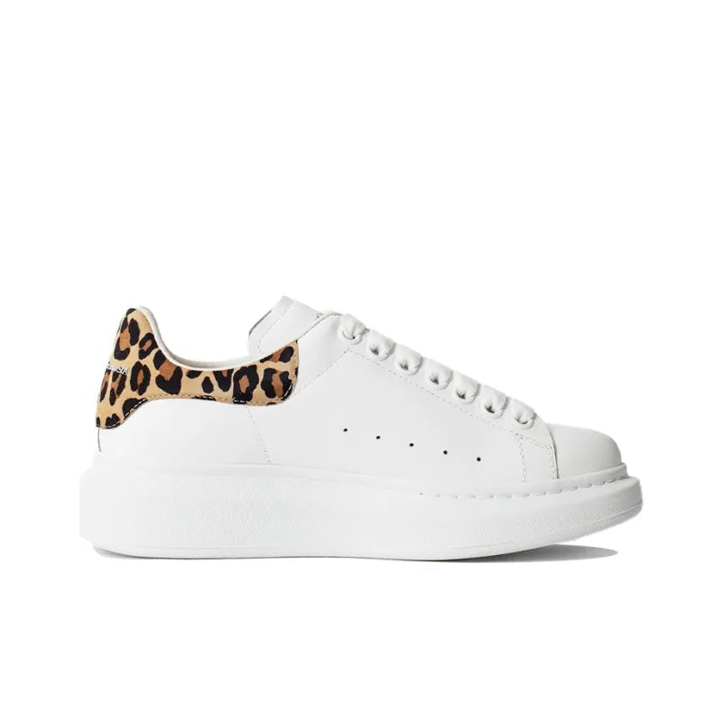 ALEXANDER MCQUEEN OVERSIZED SNEAKER &amp;#39;WHITE LEOPARD SUEDE&amp;#39;