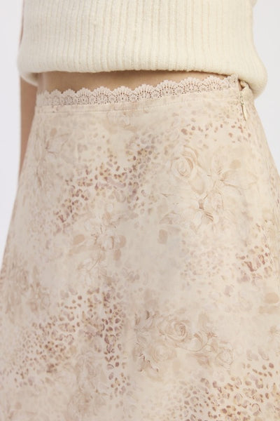 MID RISE BILLOWY A LINE SKIRT