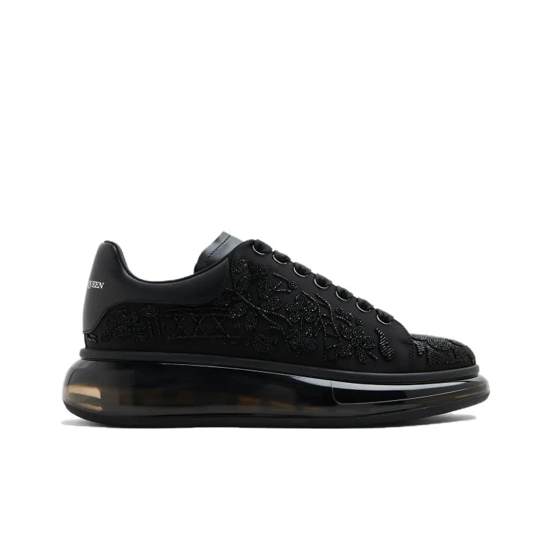 ALEXANDER MCQUEEN OVERSIZED SNEAKER &amp;#39;BLACK ALL OVER BOTANICAL BEADS&amp;#39;