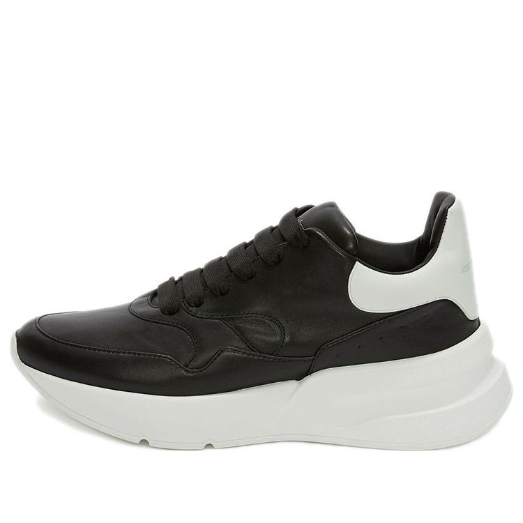 Alexander McQueen Oversized Runner &amp;#39;Black White&amp;#39; 575425WHRU31070 #