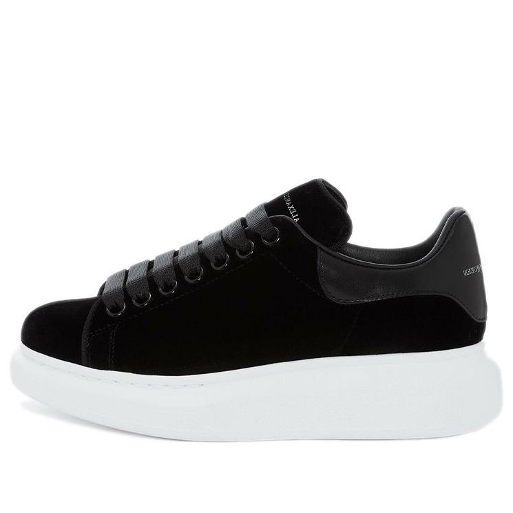 (WMNS) Alexander McQueen Oversized Sneaker &amp;#39;Black Suede&amp;#39; 482142W4FKT1000 #